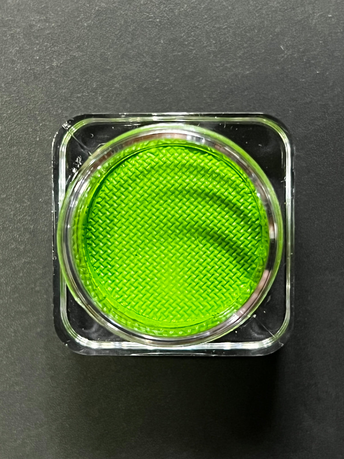 22 - Kelly (Green) Water Activated Graphic Liner
