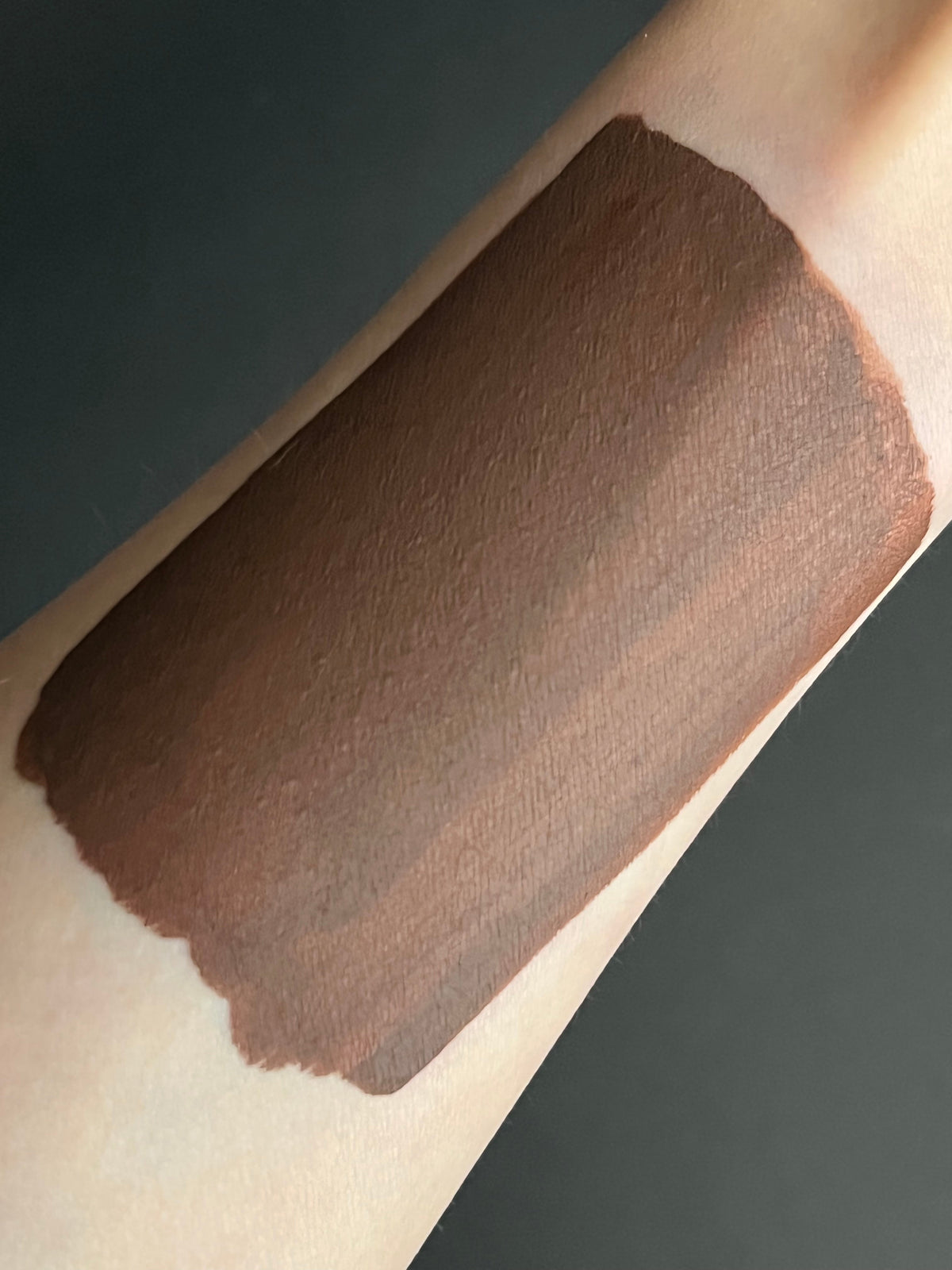 37 - Mocha (Brown) Water Activated Graphic Liner