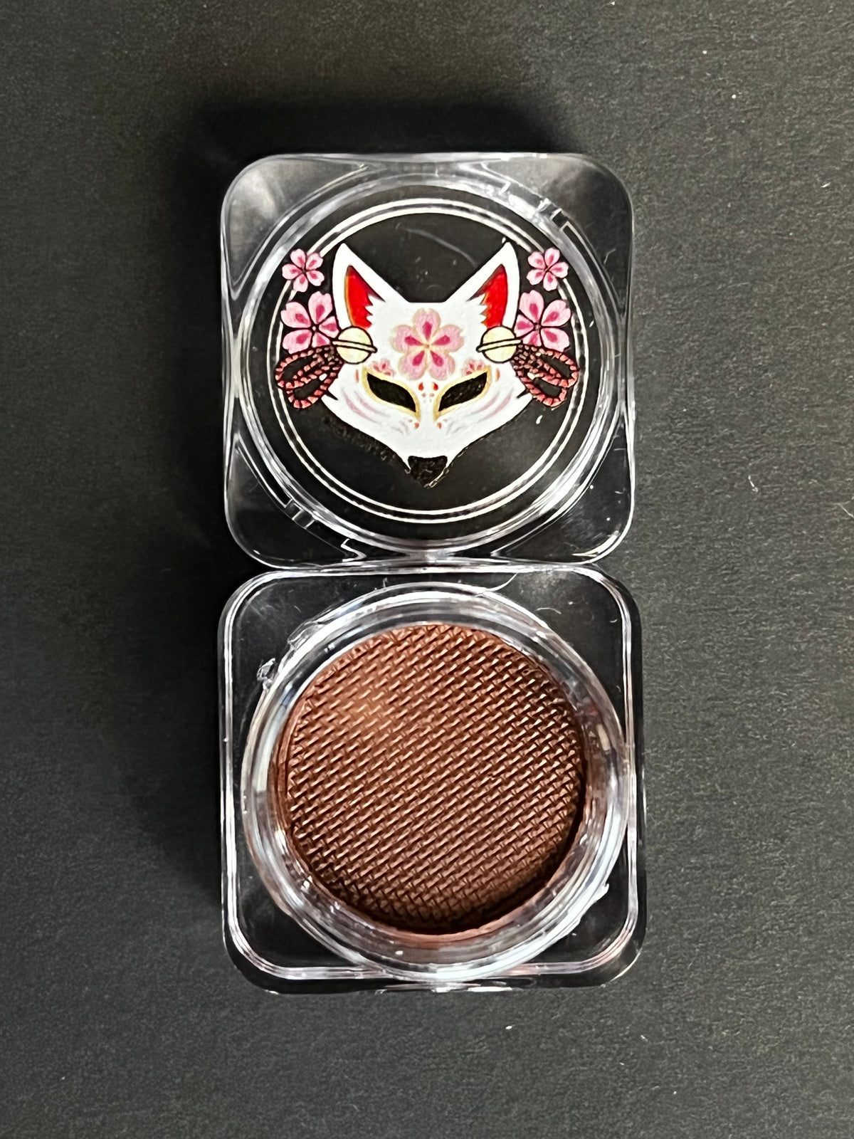 38 - Chocolate (Brown) Water Activated Graphic Liner