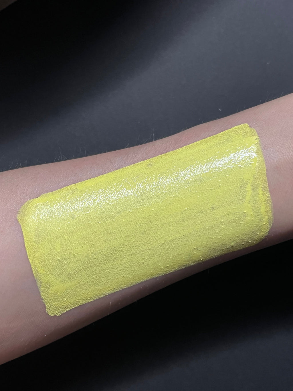 44 - Chartreuse (Yellow) Water Activated Graphic Liner