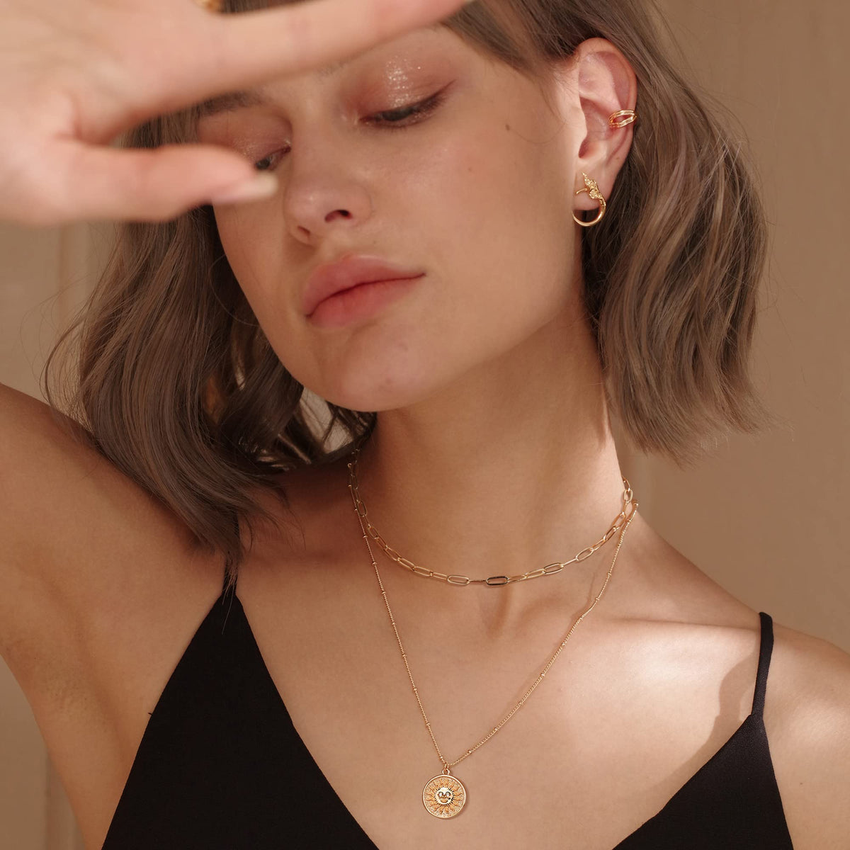 MEVECCO Layered Heart Necklace Pendant Handmade 18k Gold Plated Dainty Gold Choker Arrow Bar Layering Long Necklace for Women