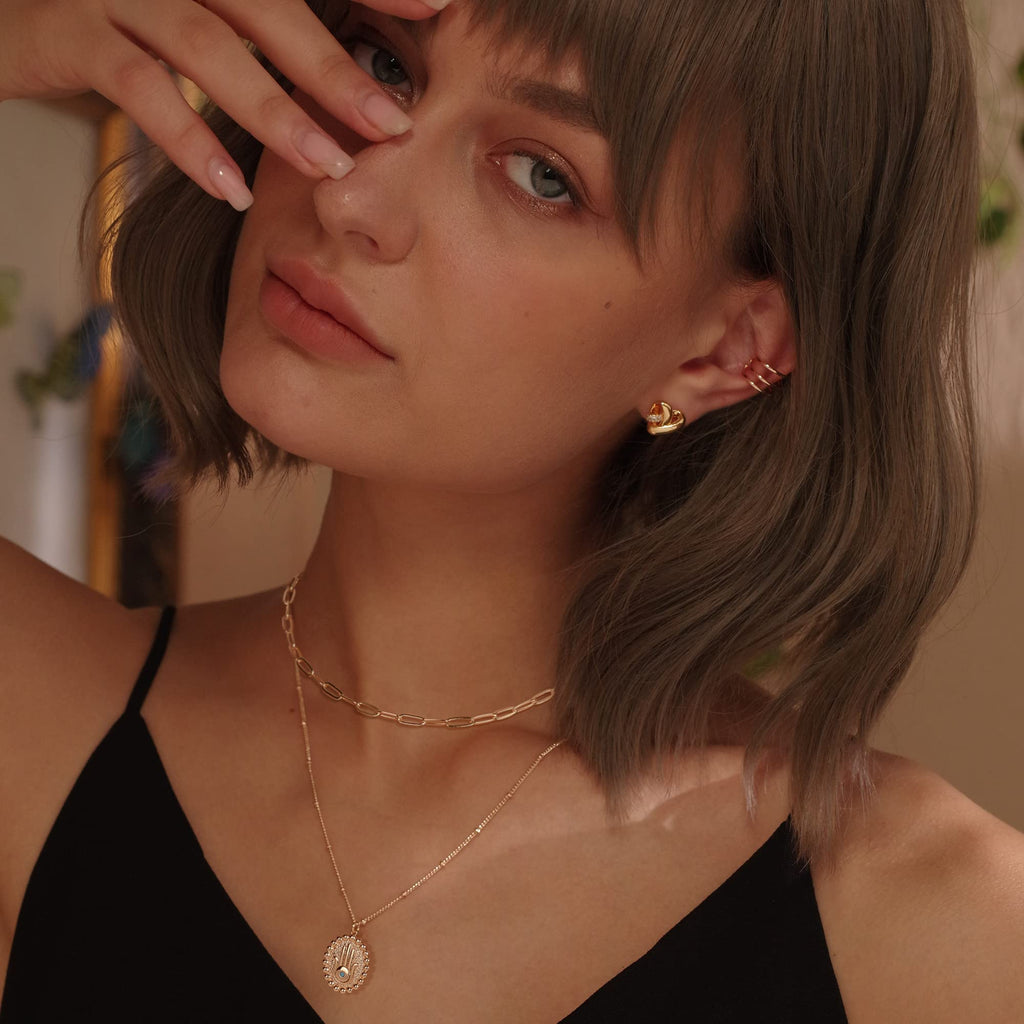 MEVECCO Layered Heart Necklace Pendant Handmade 18k Gold Plated Dainty Gold Choker Arrow Bar Layering Long Necklace for Women
