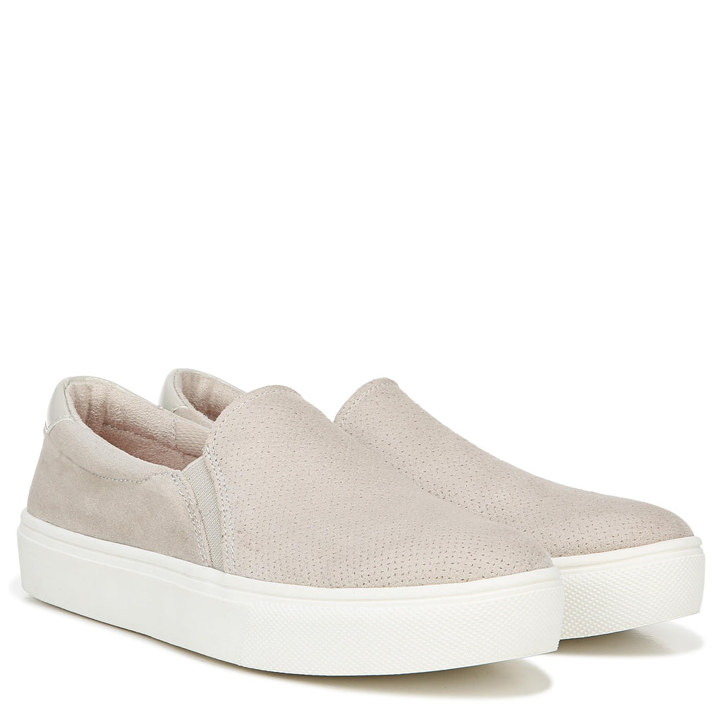 Dr. Scholl's Shoes Womens Nova Slip On Fashion Sneaker,Light Grey/White,7 WideDr. Scholl's Shoes Womens Nova Slip On Fashion Sneaker,Light Grey/White,7 Wide