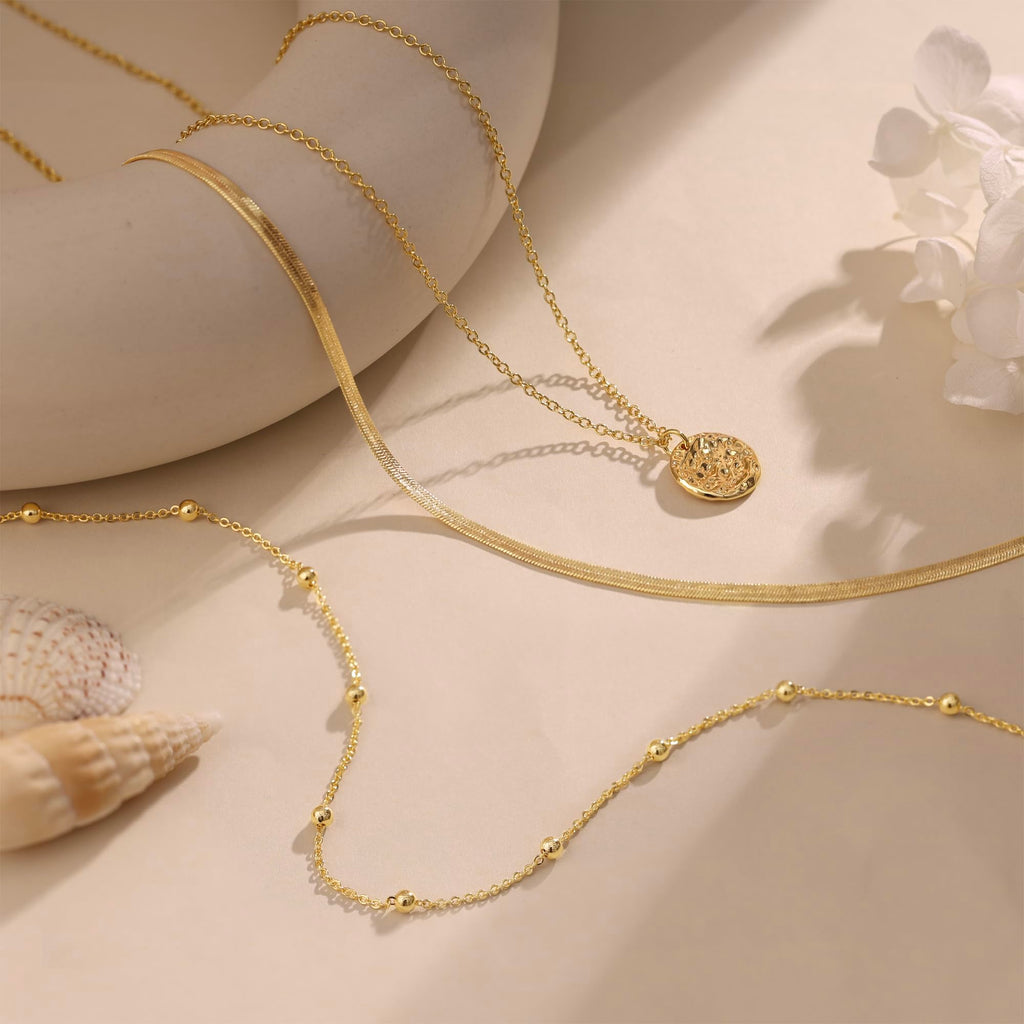 Layered Necklaces for Women, Dainty 14K Gold Plated Circle Peadant Chain Necklace Set Simple Paperclip Stacked Necklaces for Women Trendy Gold Jewelry
