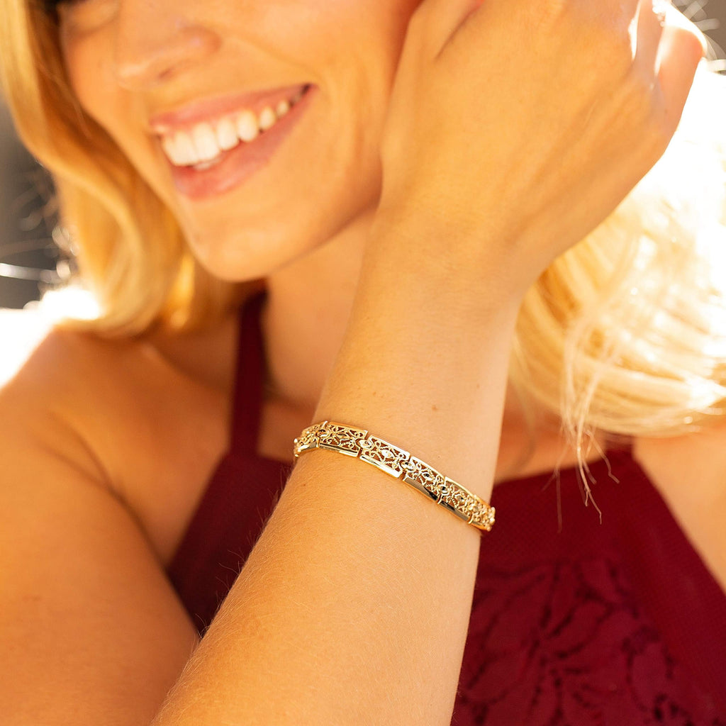 UNCLE LOL Luxury Vintage Gold Filigree Bracelet – Premium Gold-Plated Statement Jewelry