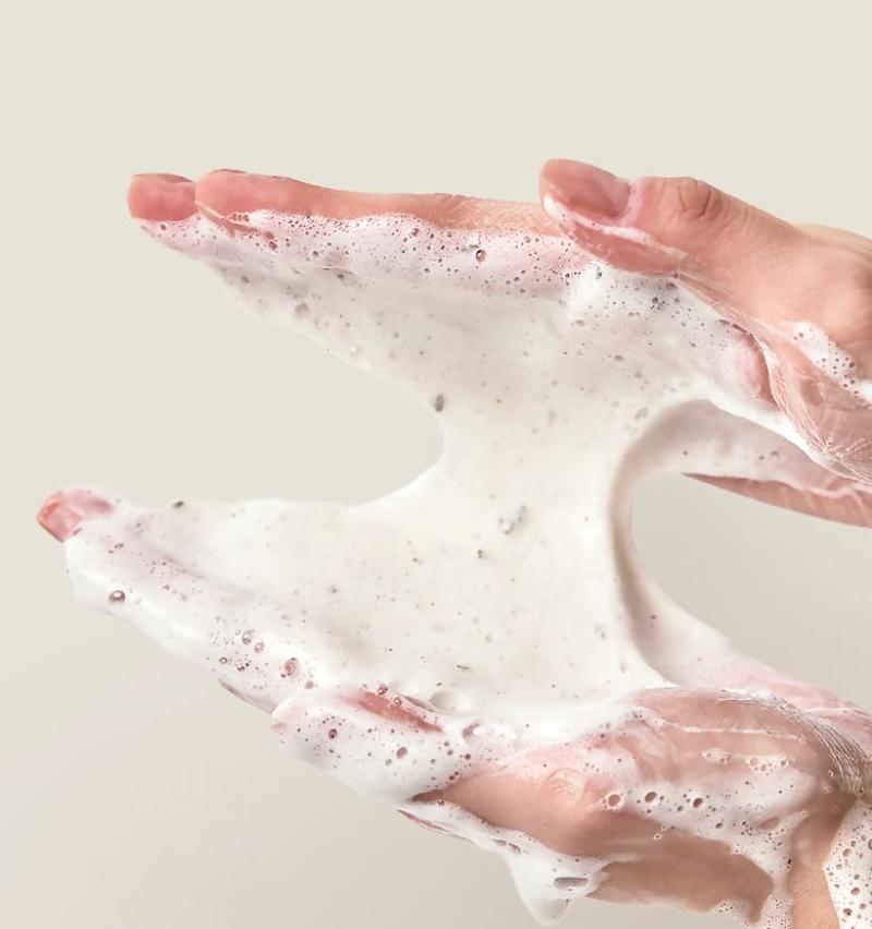 ANUA Heartleaf Quercetinol Pore Deep Cleansing Foam