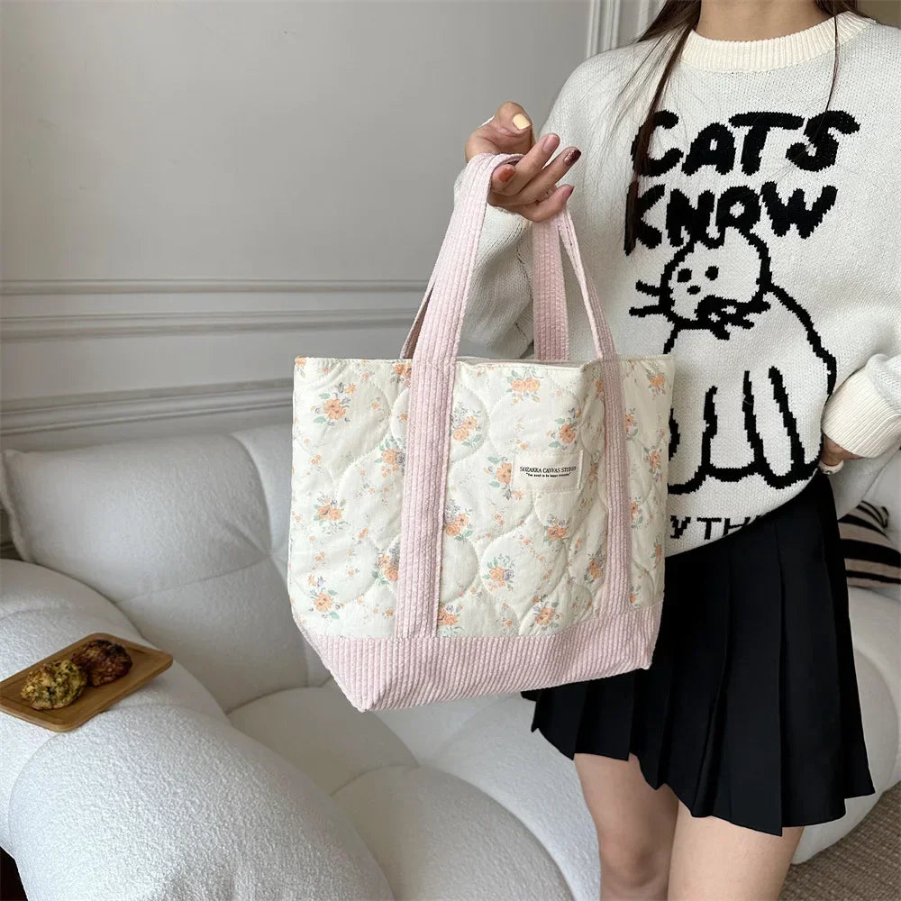 Floral Patchwork Tote Bag For Women With Cotton Exterior And Polyester Lining For Casual Everyday Use