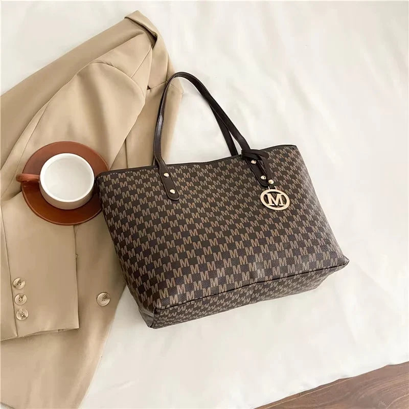 Andralyn Versatile Large Capacity Shoulder Bag With Letter Print - Faux Leather For Commuters Everyday Use