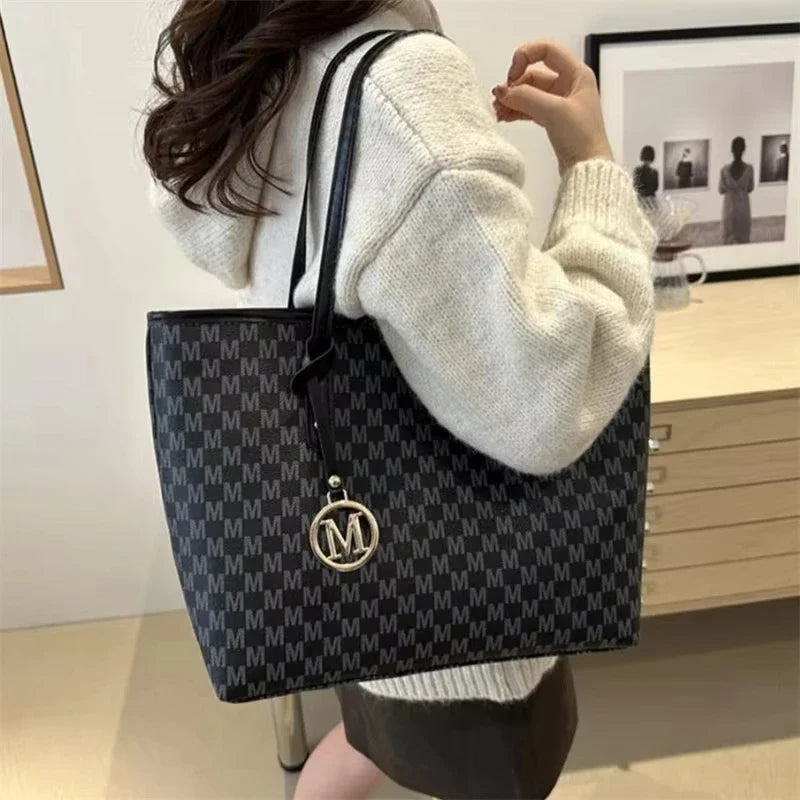 Andralyn Versatile Large Capacity Shoulder Bag With Letter Print - Faux Leather For Commuters Everyday Use