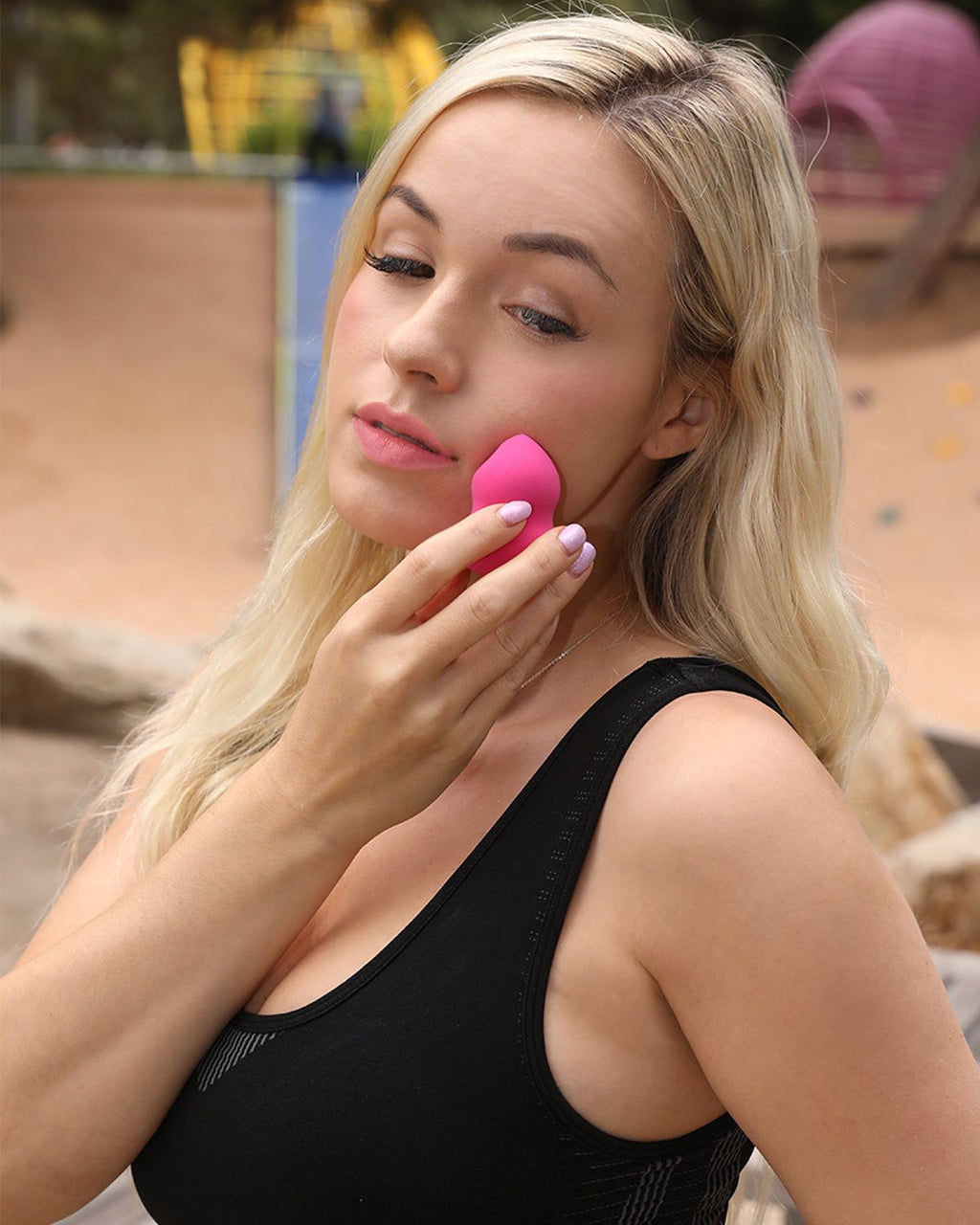 Rita Pink Makeup Sponge
